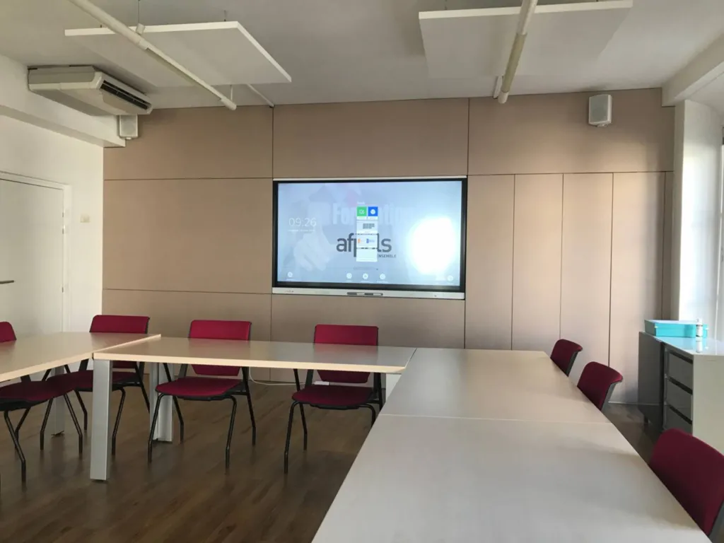 Senselink - Prestataire en technologies pédagogiques audiovisuelles pour enseignement hybride à Saint-Etienne dans la Loire