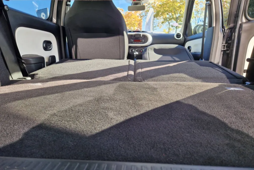 RENAULY TWINGO III TCE 90 INTENS OCCASION  FAIBLE KILOMETRAGE PROCHE DE TOULOUSE EN OCCITANIE