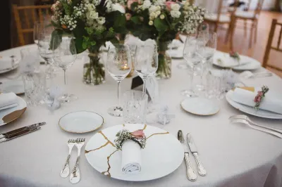 Find Best and originals tableware, tablecloths, napkins, cutlery, lights, tables and chairs for your wedding in France