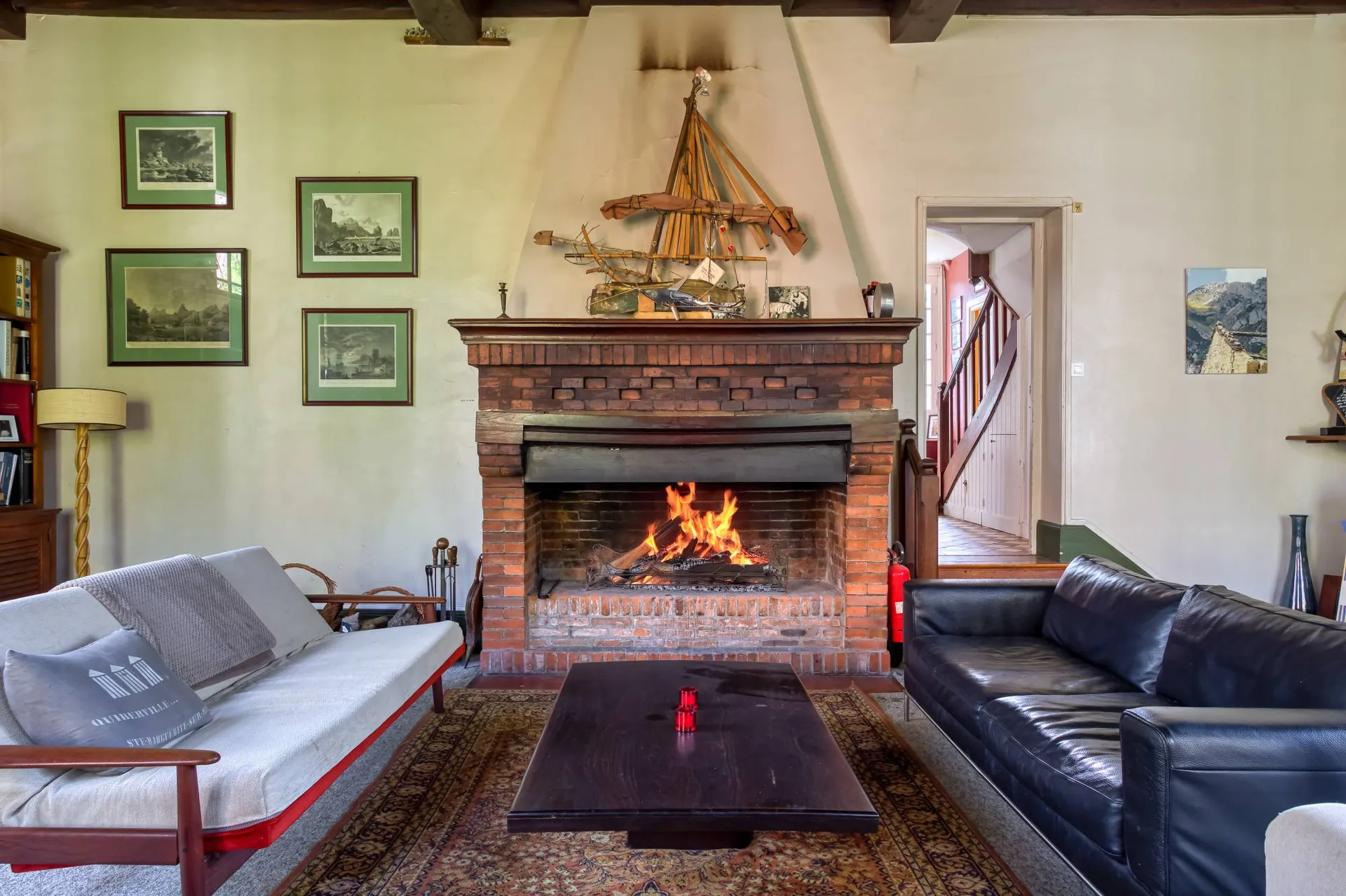 Maison de caractère de 245m² sur un jardin de 2 785m² à Sainte-Marguerite-sur-Mer - En Normandie.