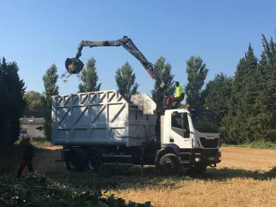 Élagage près des lignes électriques dans le Vaucluse