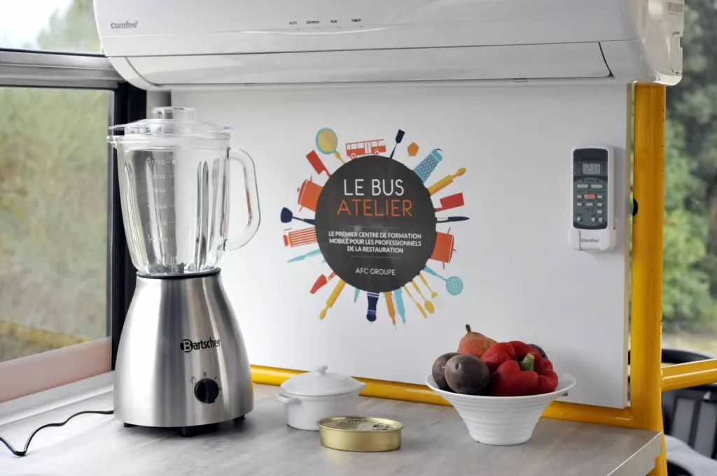 Découpe de logo ou LETTRES ADHÉSIVES  à AUBAGNE PROCHE AURIOL chez its arts graphiques