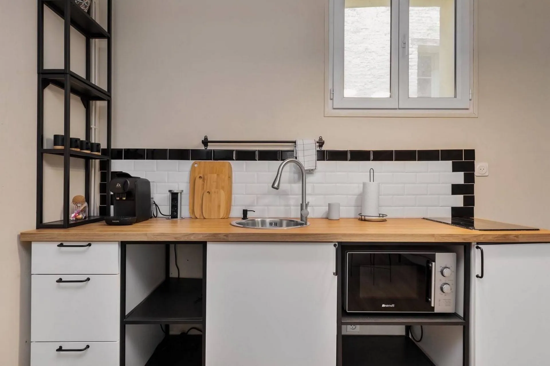 Joli appartement 2 pièces rénové et meublé en centre ville de Dieppe, Normandie