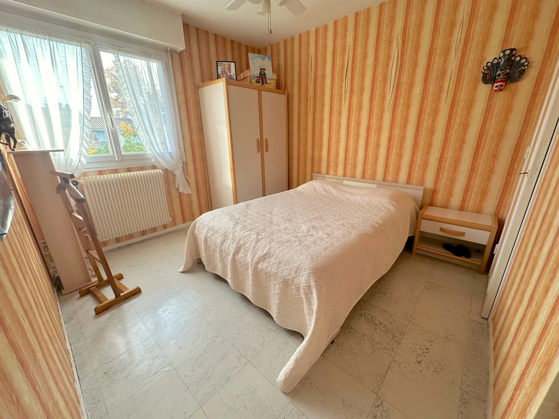 Maison familiale au calme - BRUGES