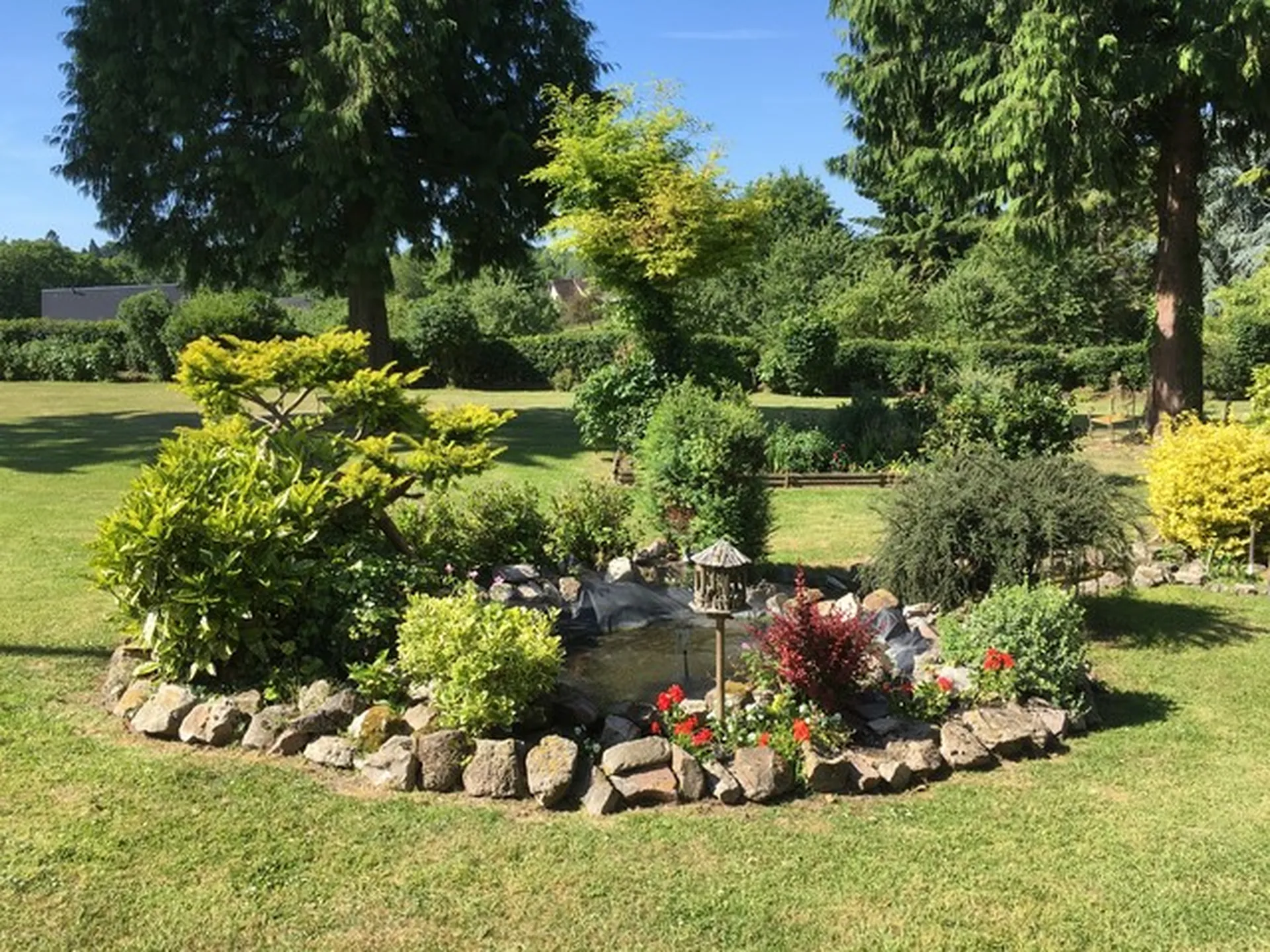 Vend ensemble normand proche de pont l'évêque calme verdure