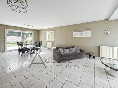 A vendre maison de 110 m² édifiée sur un terrain de 1102 m² située à SAINT-PIERRE-LES-ELBEUF