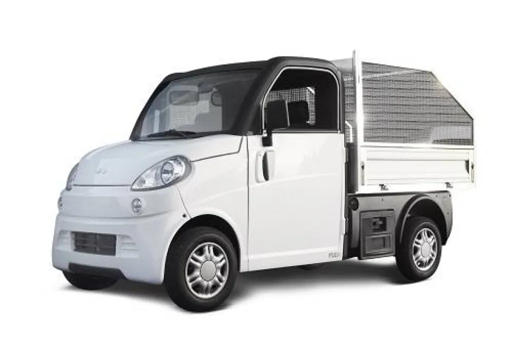 Venez découvrir nos modèles sans permis Ligier Microcar Dué et Ligier Professionnal au garage VSP LIGO pres de Toulon dans le Var 83