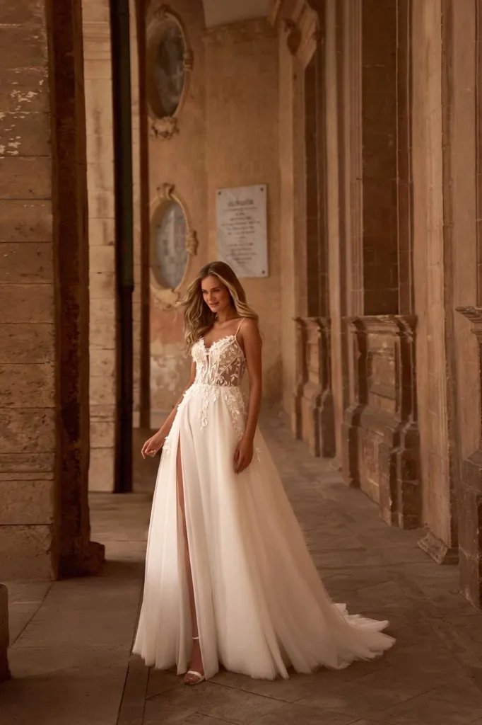 Robe de mariée trapèze en tulle Marseille proche de la valentine