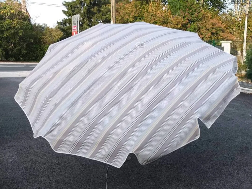 Création de parasol pour particuliers ou professionnels sur Bordeaux