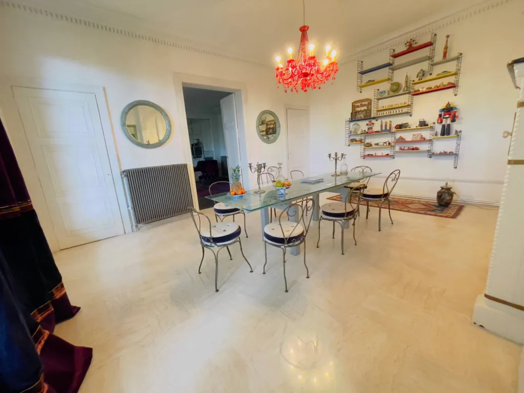 A acheter, MAGNIFIQUE Maison de style sur la commune de TOURVILLE LA RIVIERE 76410, proche Autoroute.