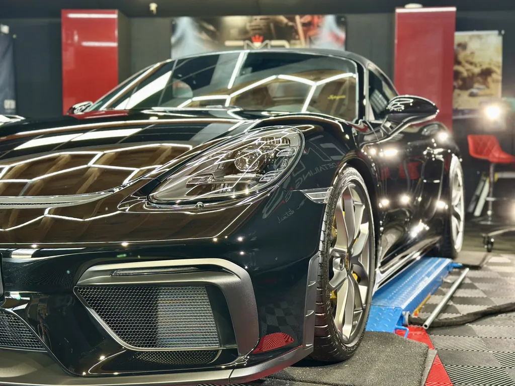 Traitement céramique by EMB DETAILING spécialiste Porsche sur Lyon 