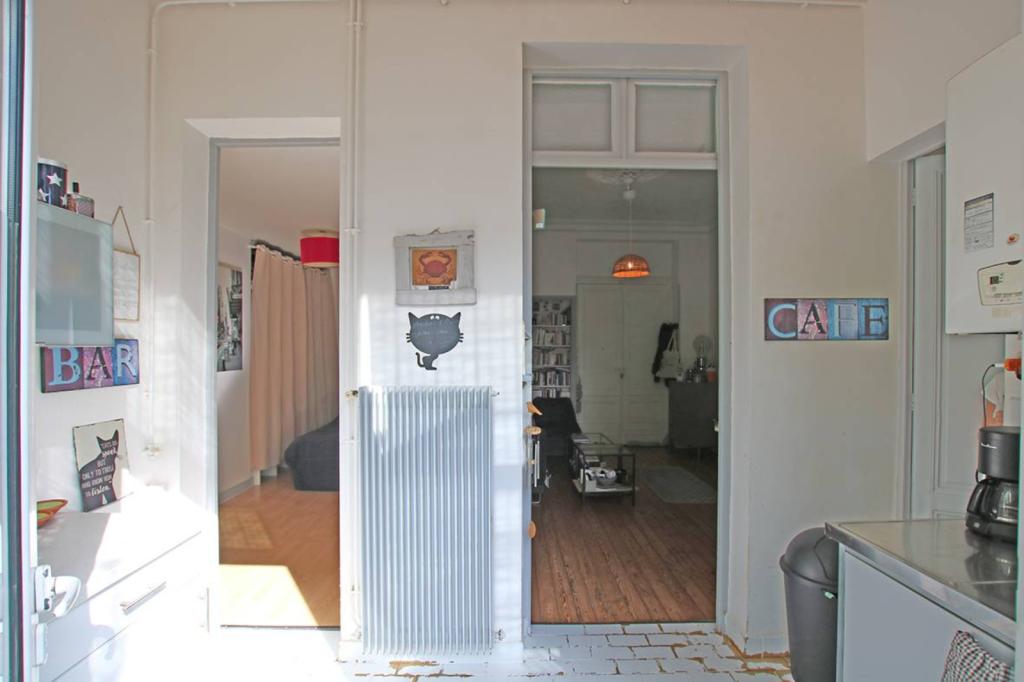 Appartement dans immeuble pierre Bordeaux 