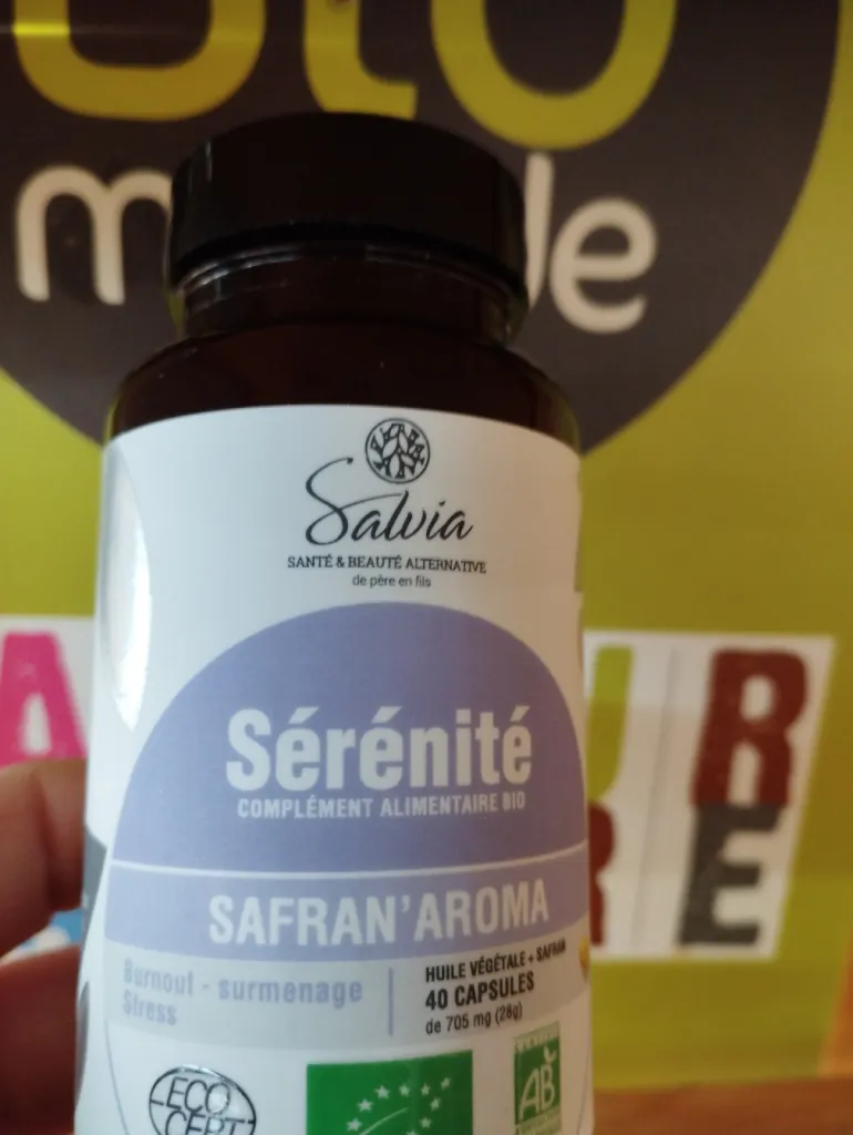 Découvrez  les compléments aux huiles essentielles bio SALVIA NUTRITION chez Saveur NAture Belleville