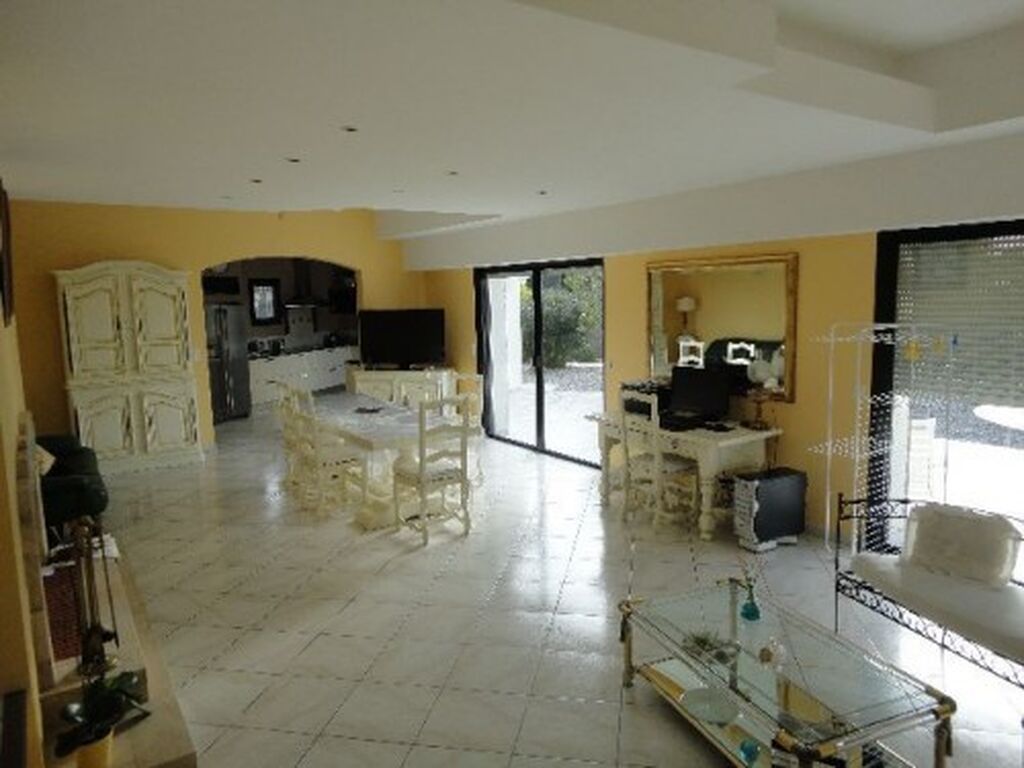 A vendre belle maison 8 Saint Cyr vue mer