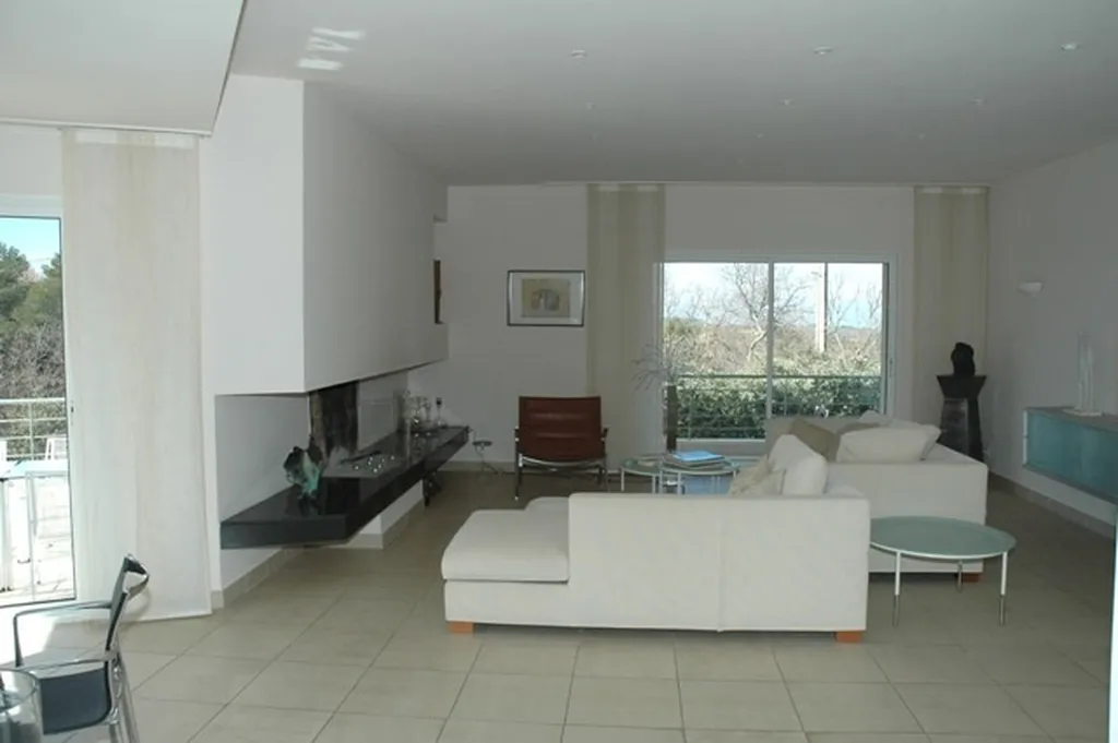 Villa contemporaine sur les Monts de Vaucluse