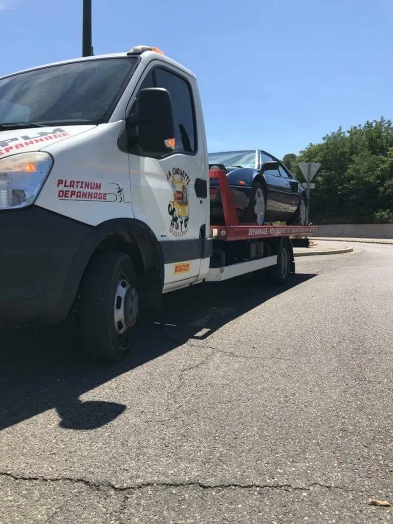 Transport et remorquage de Ferrari 355 en panne entre Marseille et le garage des Termes