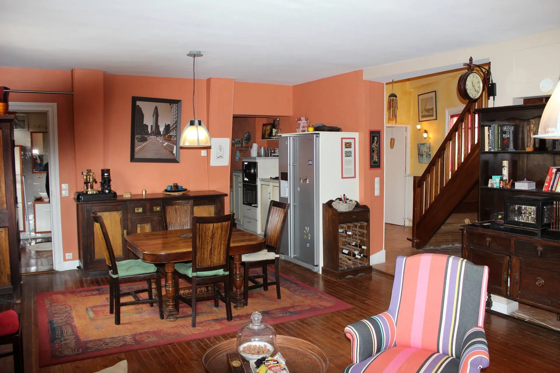 A VENDRE DANS UNE RESIDENCE DE CHARME BIEN D'EXCEPTION A 10 MINUTES D'UNE GARE