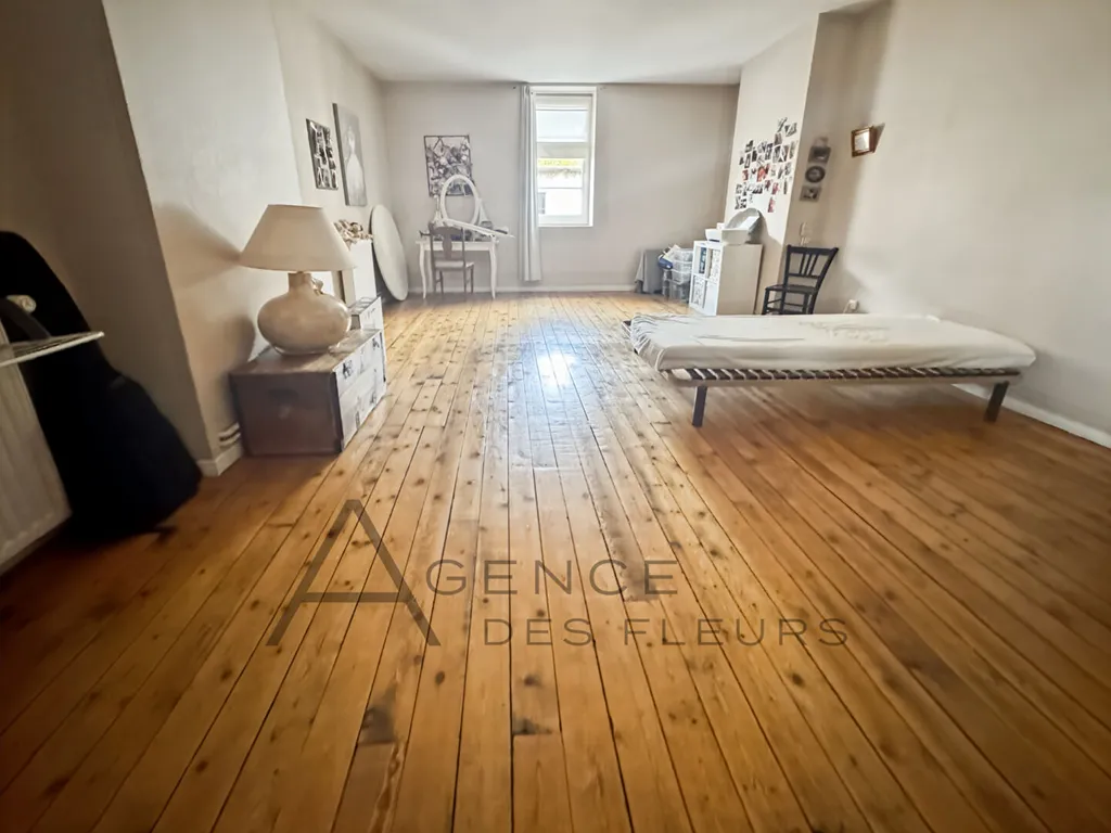 A vendre, maison familiale de 155m² sur un terrain de 170m² située à Elbeuf 76500