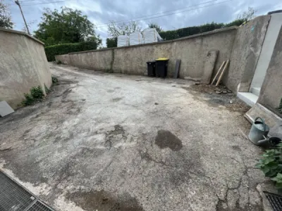 Pose d’enrobé pour une descente de garage à La Robertsau près de Strasbourg