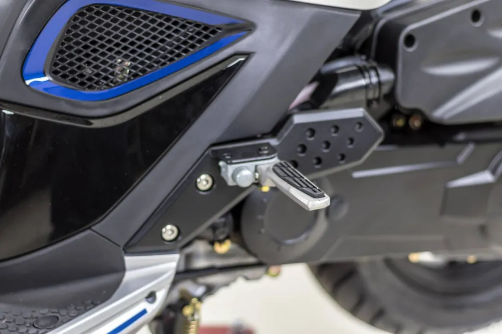 Scooter KYMCO AGILITY 50 SUPER 8 : cale-pieds passager