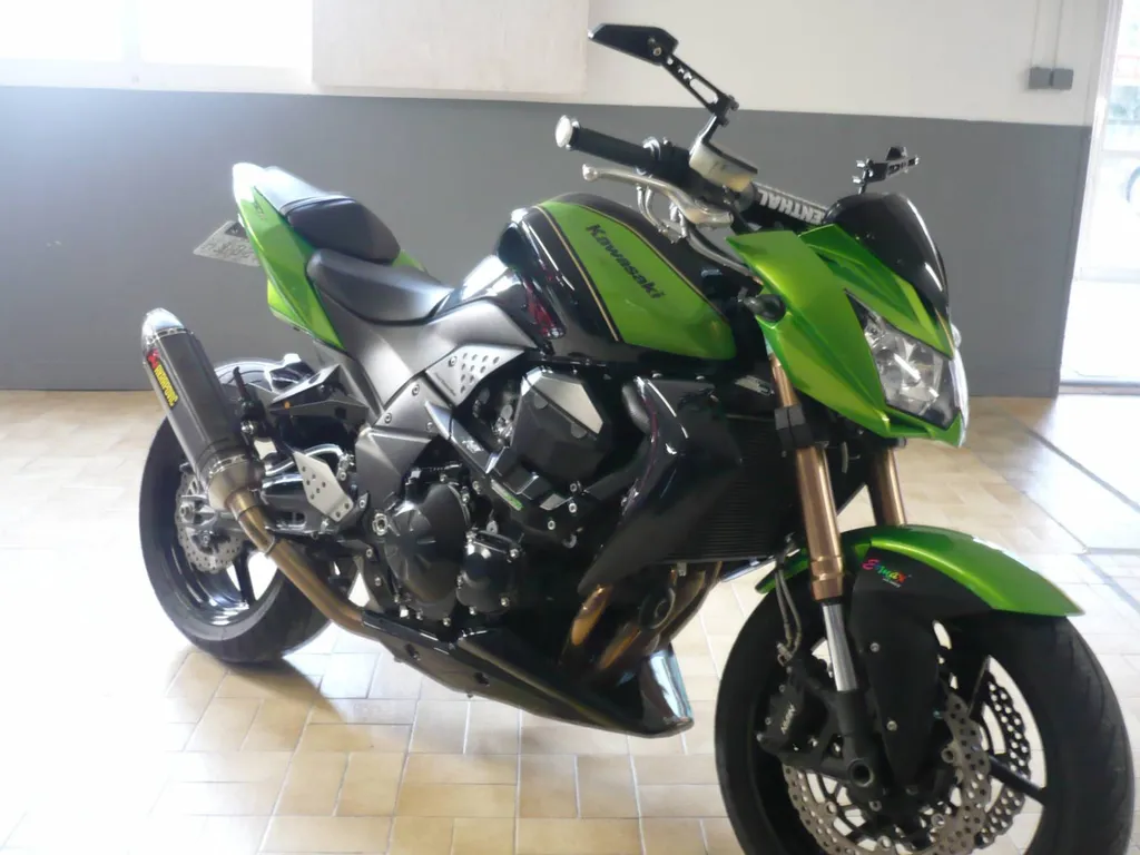 KAWASAKI Z750R