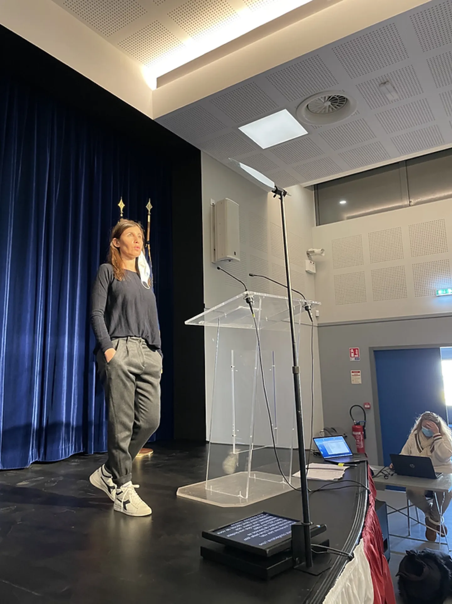 location prompteur video à Aix en Provence dans les bouches du Rhône