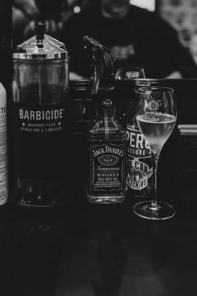 Wedding planner pour organisation et création de votre décoration d'ambiance sur mesure pour votre mariage haut de gamme en Aquitaine entre Bordeaux et le Cap Ferret