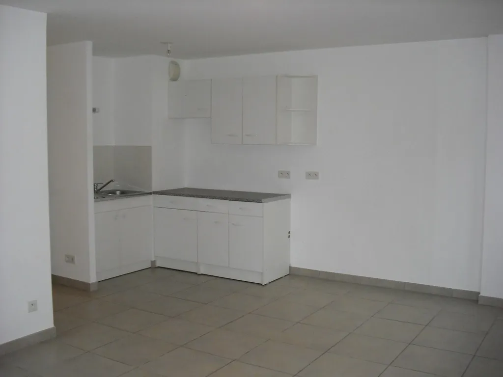 Notre zone d'activité pour ce serviceA vendre appartement F4 avec terrasse et garage