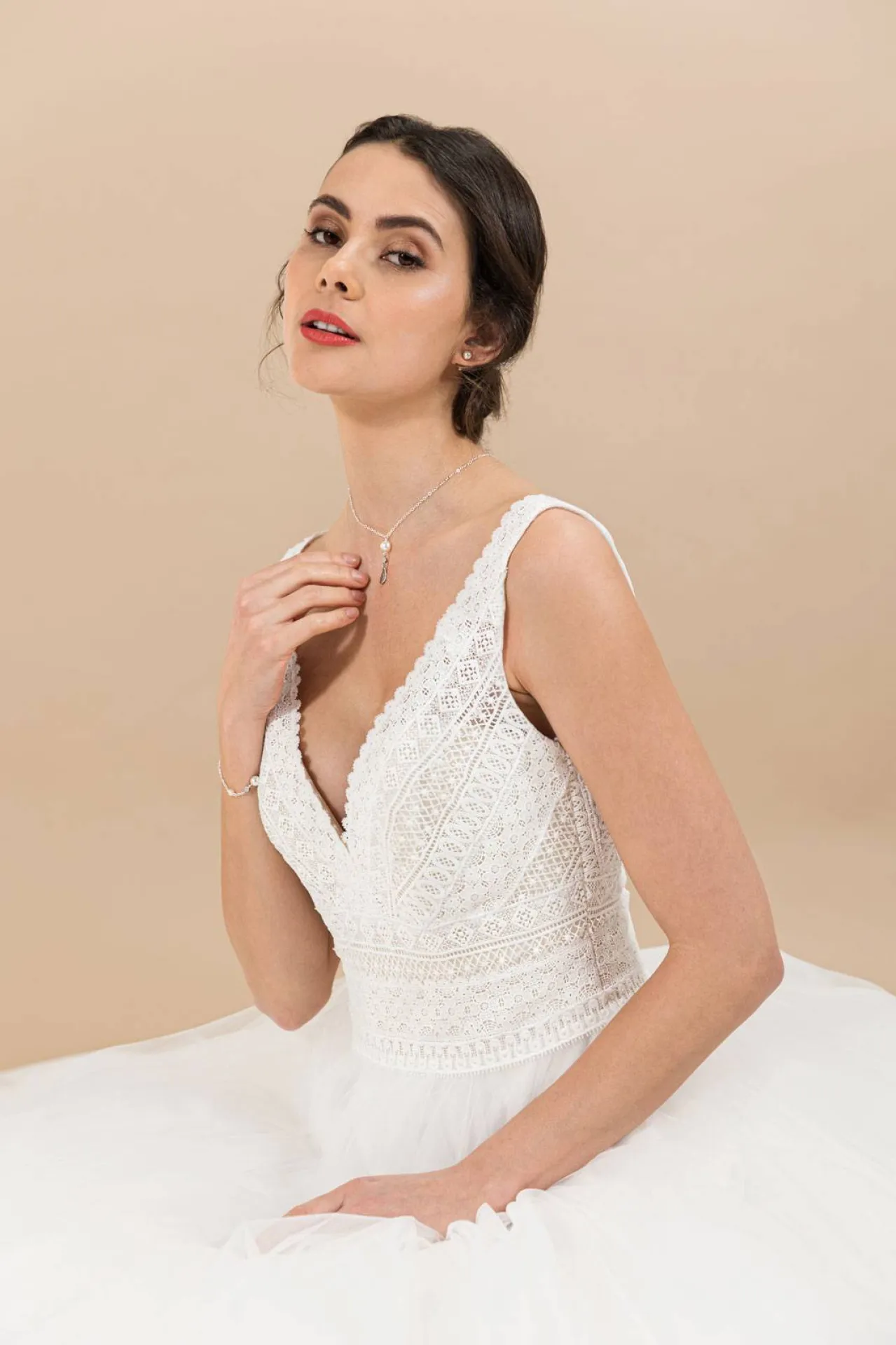 ROBE DE MARIEE DECOLLETE EN V PRINCESSE MARSEILLE