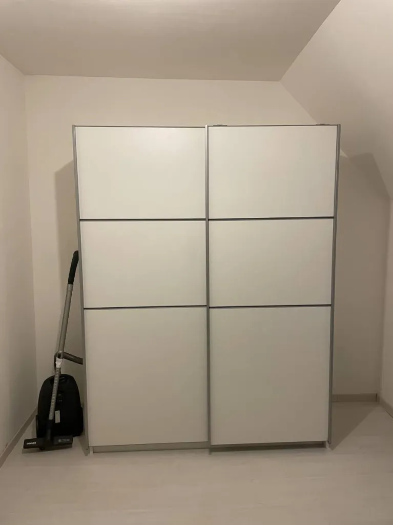 Déménager une armoire dans une maison à Yvetot 