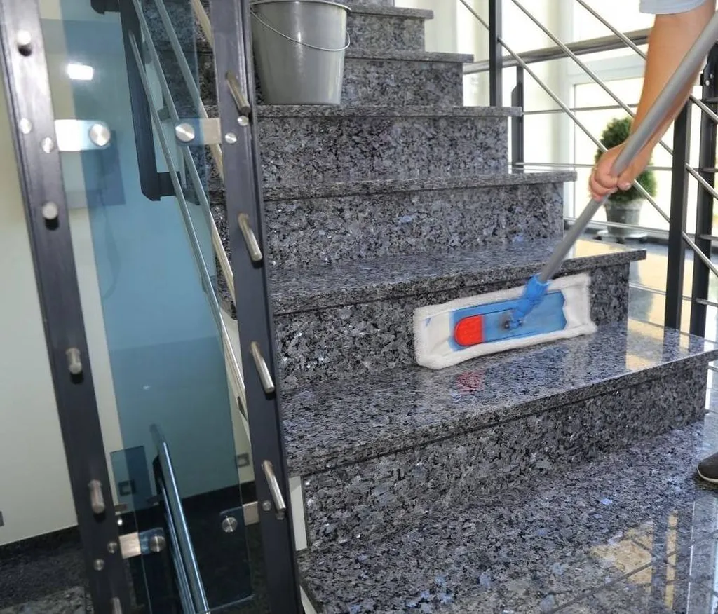 Nettoyage Immeuble en Copropriété à Paris 75017