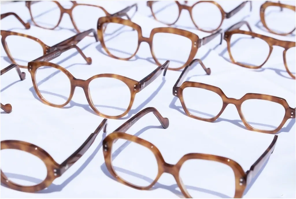 lunettes ecaille claire, marque française, chez Bellevue Optique
