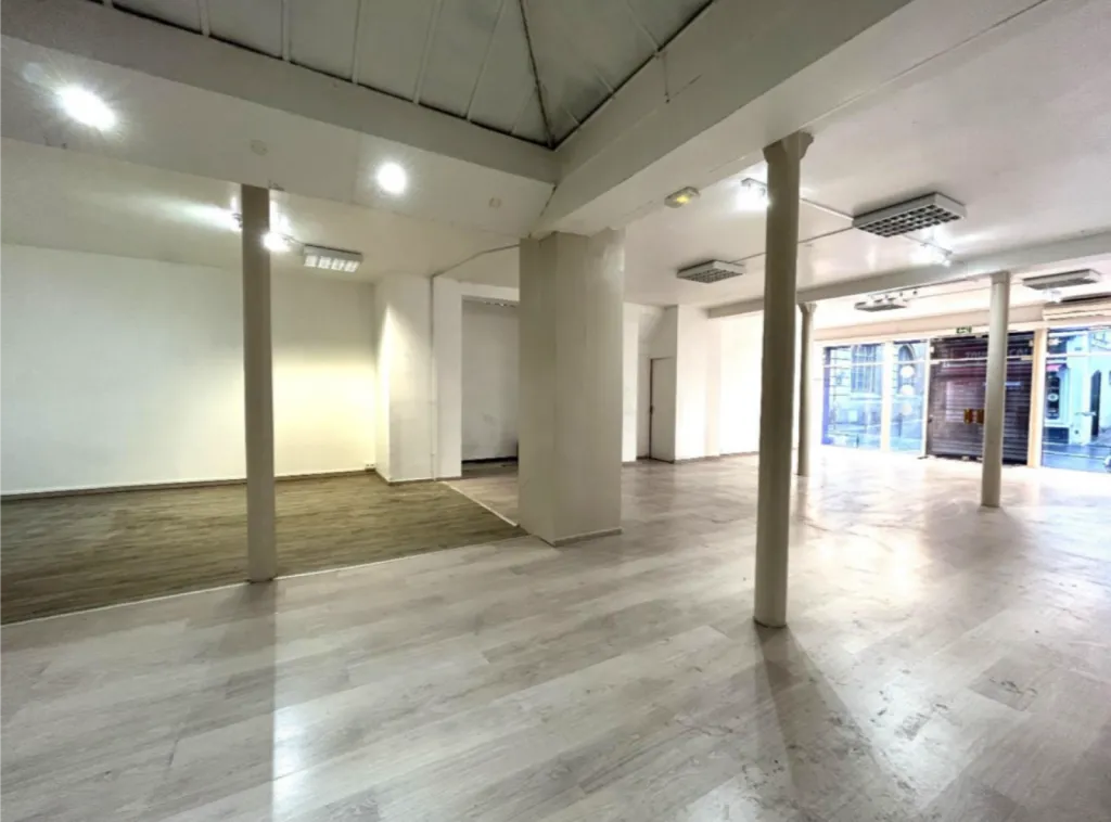 Notre zone d'activité pour ce serviceQuelle agence immobilière choisir pour louer son local commercial à Paris 75 ?