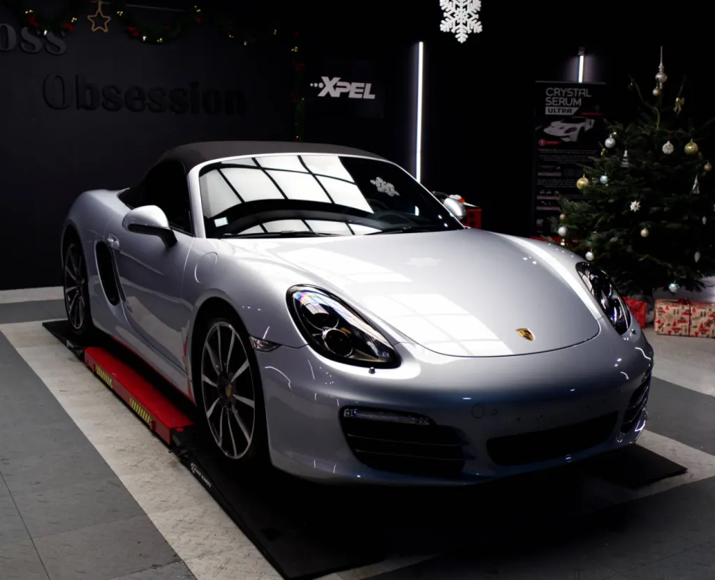 Article de la semaine : Polissage sur une Porsche Boxster grise à Quimper (29000)