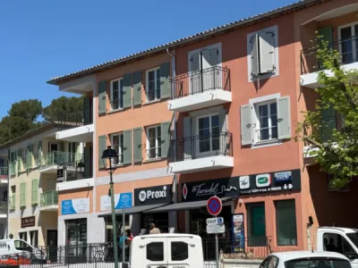 Appartement 2 pièce(s) 1 chambre(s) 50.33 m² Taradeau (83460)