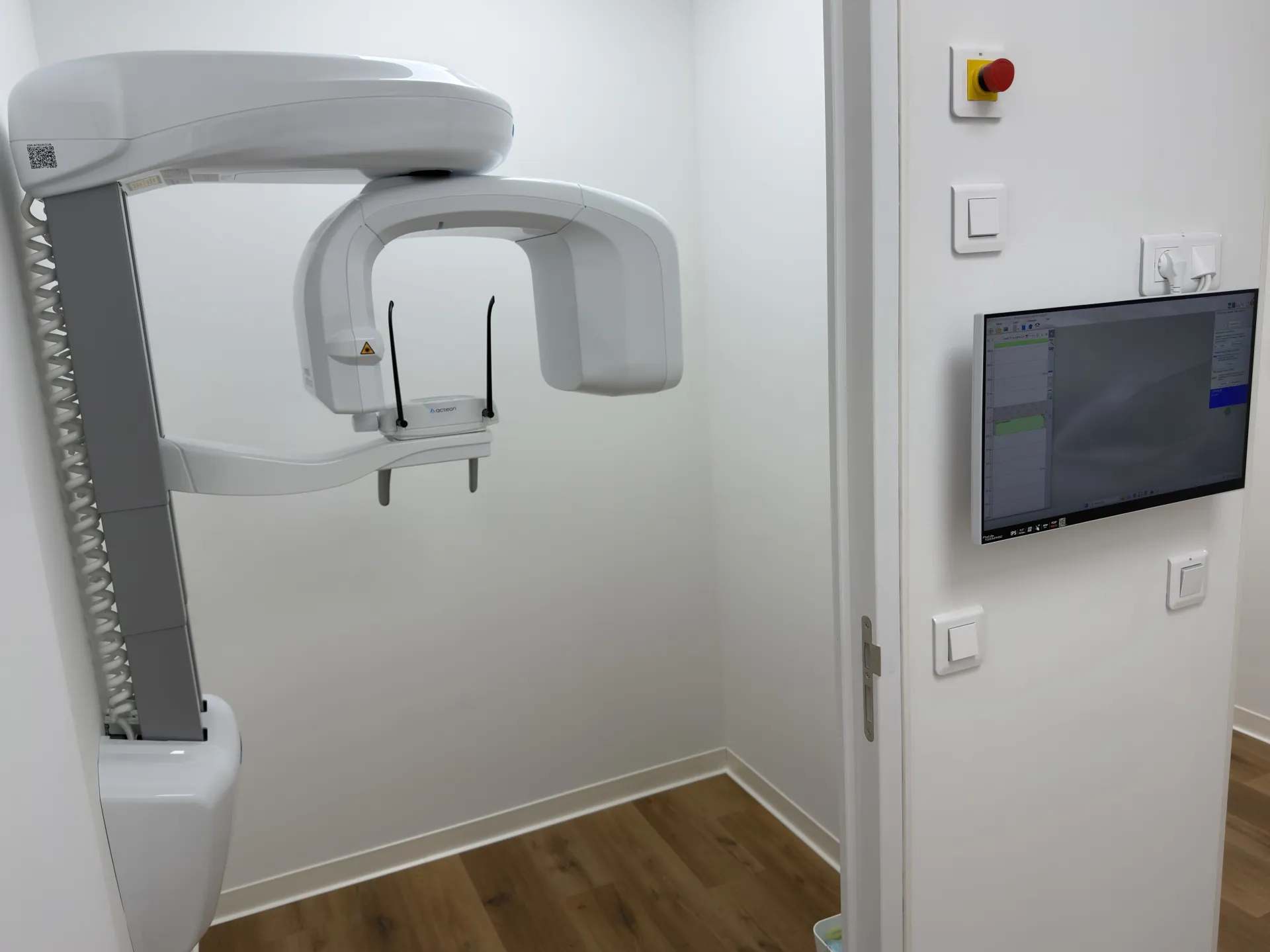 Cabinet dentaire à Ollioules 83 Salle panoramique