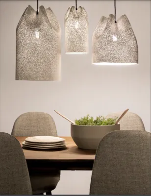 Sacha  présente dans son Concept Store les créations d'Arturo Alvarez, suspensions, lampes, lampadaires...