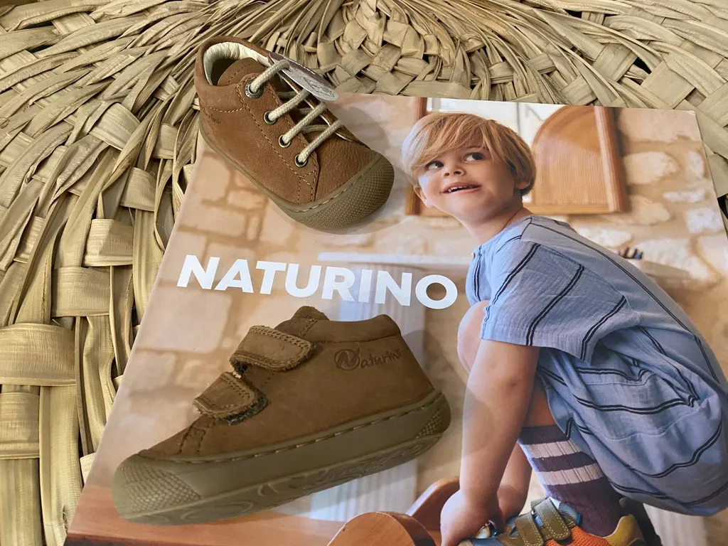 chaussure les plus souple pour marcher près de Lugon