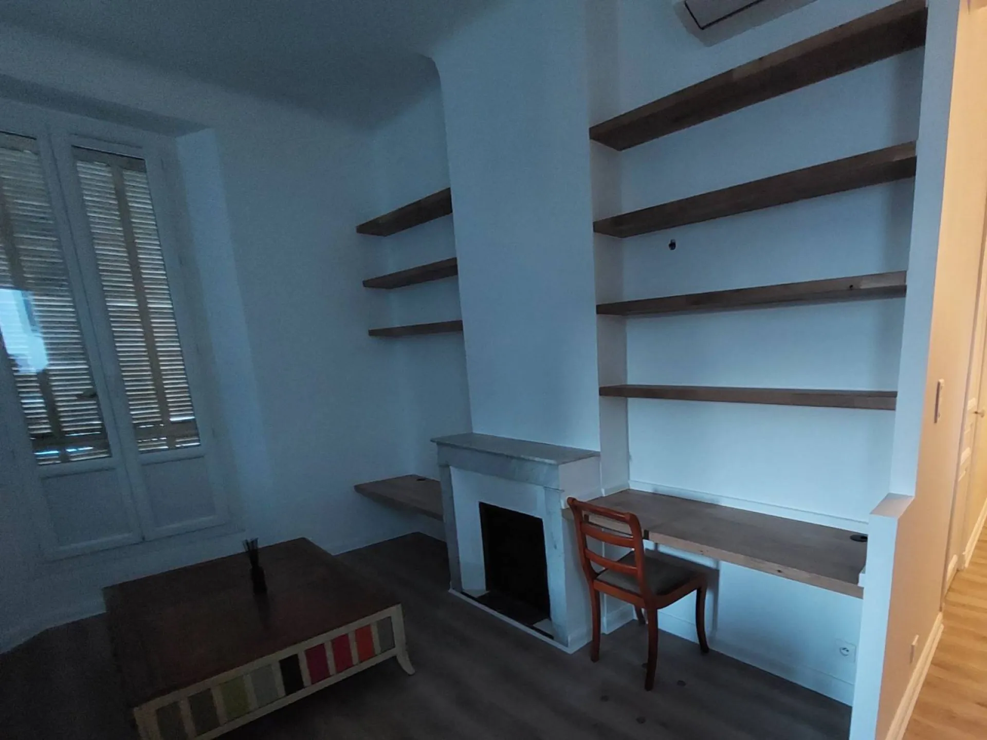 Rangements sur mesure pour optimiser l'espace dans une maison à La Garde dans le Var