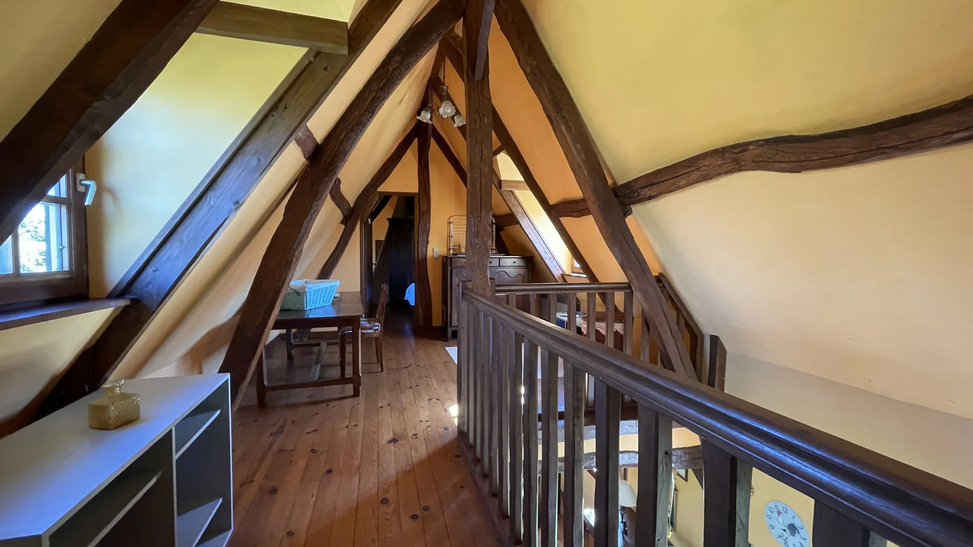 Propriété de charme avec 1.5ha de terrain et de verger, à 15min de Neufchâtel en Bray, Normandie (76).