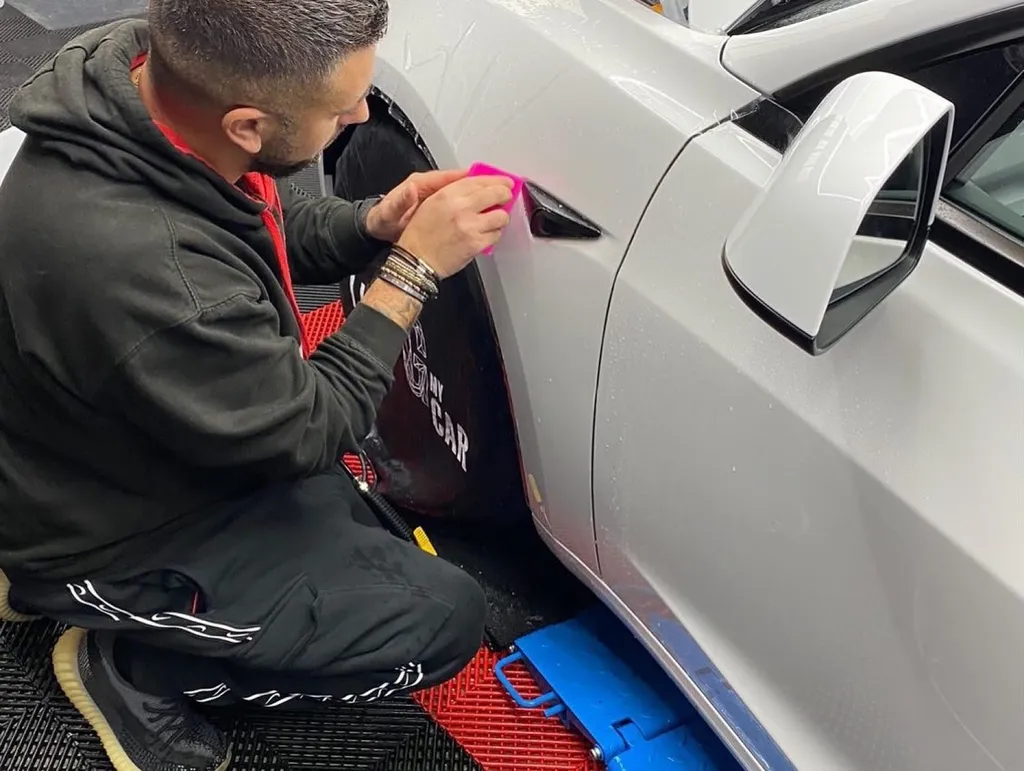 Protection carrosserie film PPF Lyon et traitement céramique tesla modèle 3 