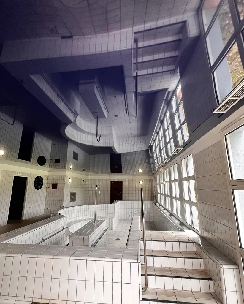 choisir un plafond tendu pour une piscine intérieure - Plafonds Tendus Occitans Gers