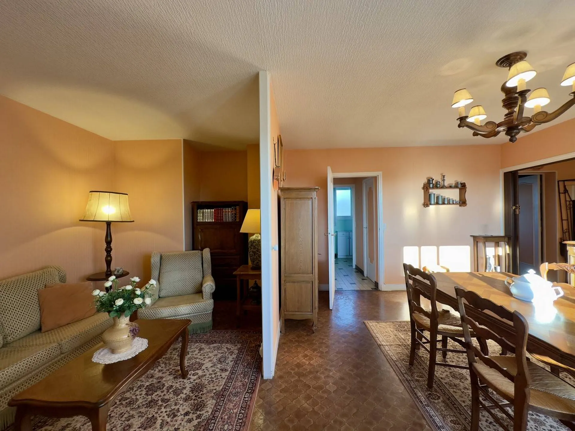 A vendre en Normandie appartement avec 2 chambres.