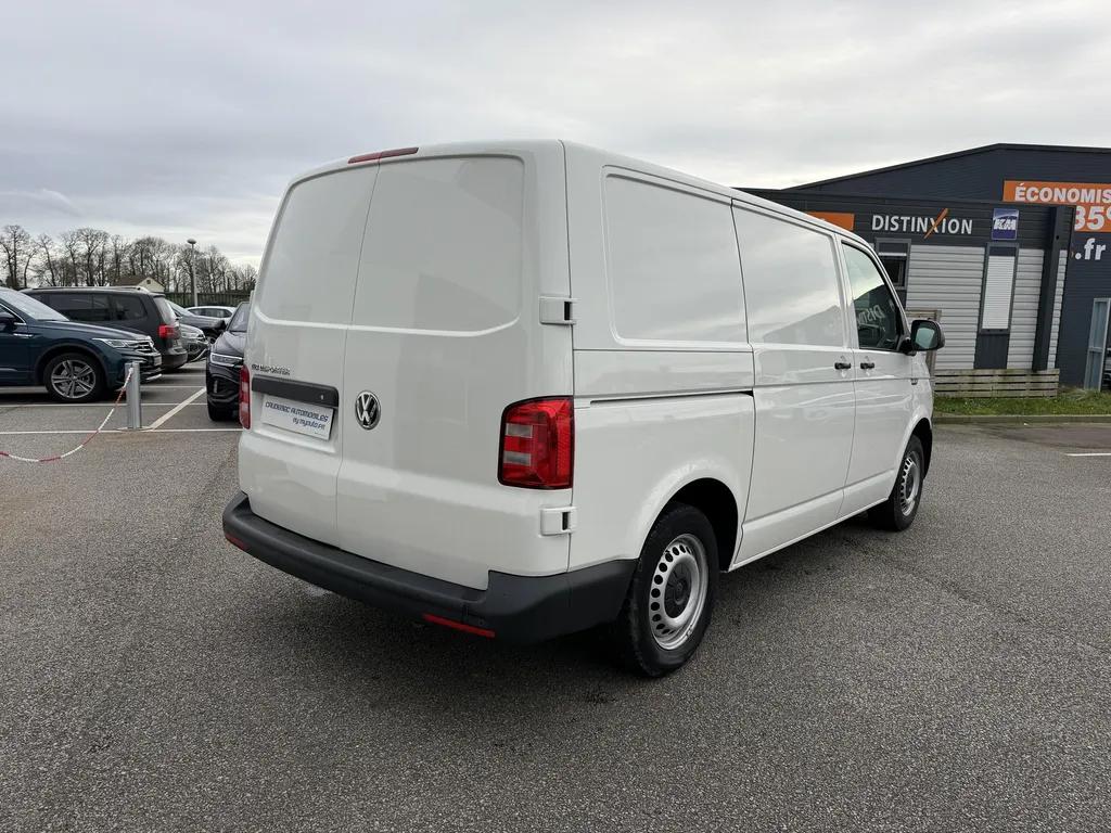 Vente utilitaire occasion Volkswagen Transporter Business Line diesel à prix attractif chez Caudebec Automobiles proche du Havre et de Rouen