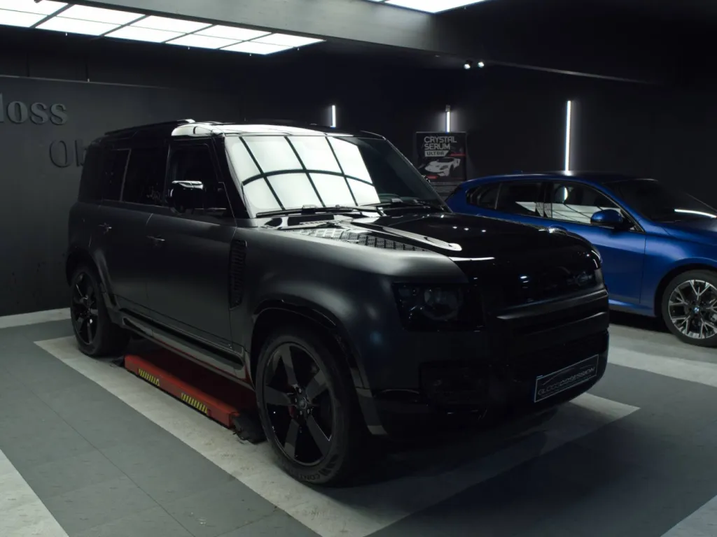 Film de protection PPF XPEL sur un Land Rover Defender à Hennebont - Gloss Obsession