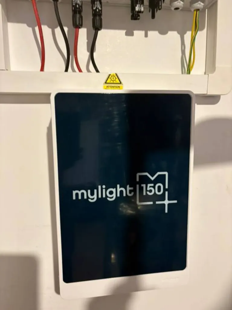 Installez vos panneaux solaires avec Batterie de stockage MyLiGHT dès 9 990€