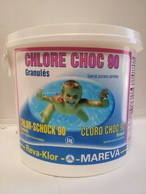 Chlore Choc 90 le désinfectant pour traitement local dans une piscine près de Gap 05 dans les Hautes Alpes