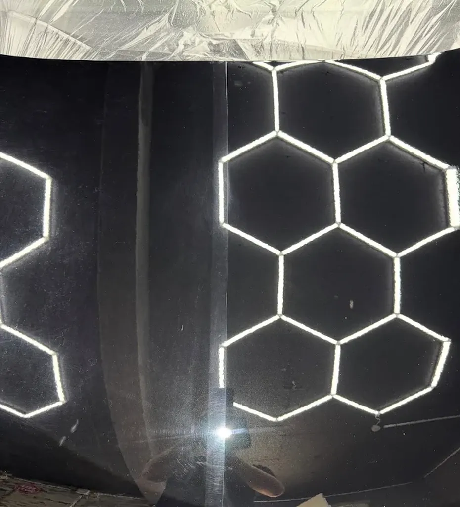 Polissage multi-étapes et protection céramique GTECHNIQ sur Megane 3 RS à Noisy-le-Grand