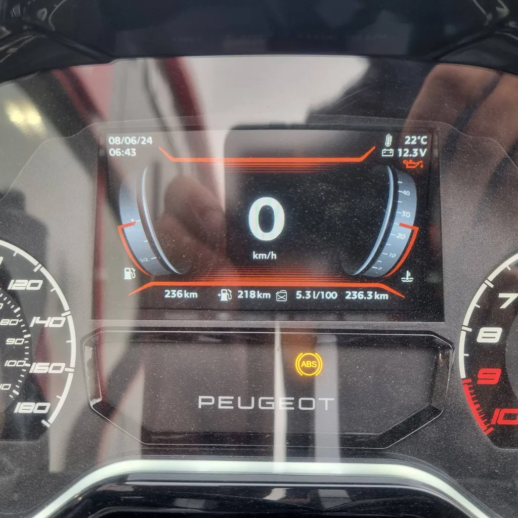 PEUGEOT XP400 GT du 01/2024 avec 250 km.