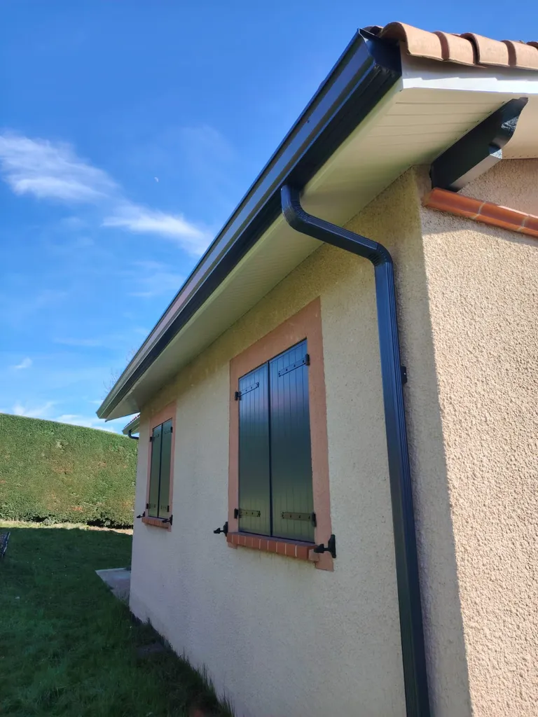 gouttieres aluminium et lambris à balma